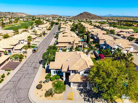 View/Area - 1605 E Saltsage Dr, Phoenix, AZ 85048 photo 7 of 12