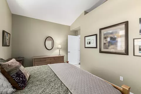 Bedroom - 1605 E Saltsage Dr, Phoenix, AZ 85048 photo 5 of 9