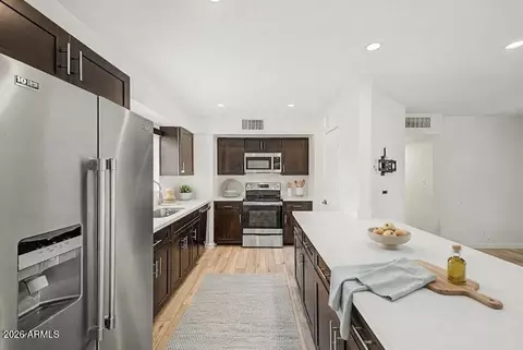 Kitchen - 210 El Camino Dr, Phoenix, AZ 85020 photo 1 of 4