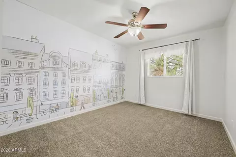 Bedroom - 210 El Camino Dr, Phoenix, AZ 85020 photo 3 of 6
