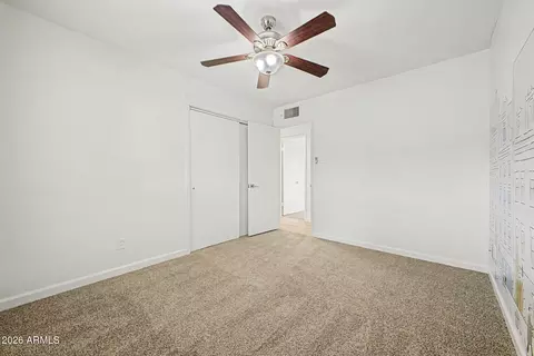 Bedroom - 210 El Camino Dr, Phoenix, AZ 85020 photo 4 of 6
