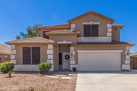 673 W Hereford Dr, San Tan Valley, AZ 85143