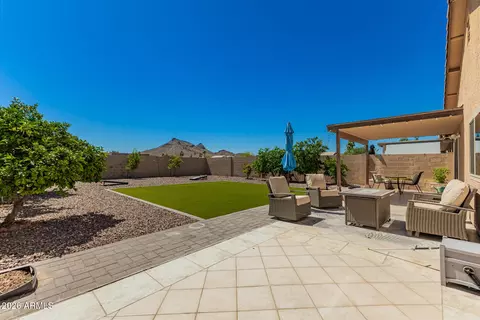 Exterior - 2017 E Aire Libre Ave, Phoenix, AZ 85022 photo 3 of 5
