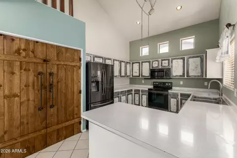 Kitchen - 10819 E Florian Ave, Mesa, AZ 85208 photo 2 of 2