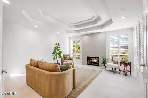 Living - 2514 E Montebello Ave, Phoenix, AZ 85016 photo 1 of 1