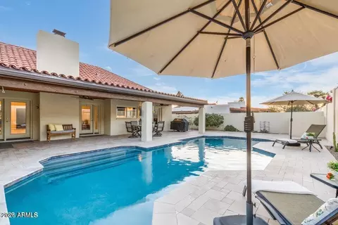 Exterior - 2514 E Montebello Ave, Phoenix, AZ 85016 photo 7 of 15