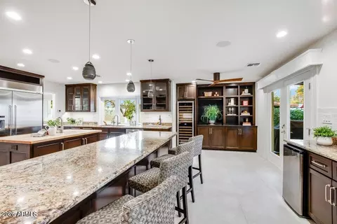 Kitchen - 2514 E Montebello Ave, Phoenix, AZ 85016 photo 2 of 5
