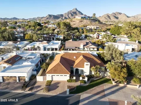 View/Area - 2514 E Montebello Ave, Phoenix, AZ 85016 photo 1 of 6