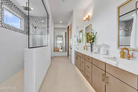 Bath - 9833 S Gold Stone Trl, Apache Junction, AZ 85120 photo 1 of 4