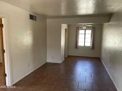 Living - 385 E Coronado Rd #7, Phoenix, AZ 85004 photo 2 of 3