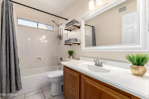 Bath - 15034 S 44th Pl, Phoenix, AZ 85044 photo 1 of 4