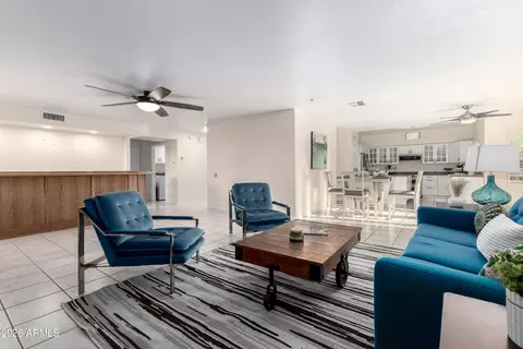 Living - 15034 S 44th Pl, Phoenix, AZ 85044 photo 7 of 8