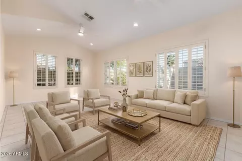 Living - 15034 S 44th Pl, Phoenix, AZ 85044 photo 3 of 8