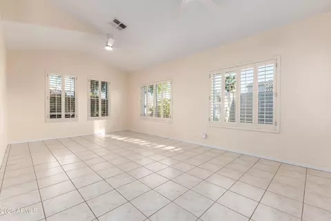 Living - 15034 S 44th Pl, Phoenix, AZ 85044 photo 4 of 8
