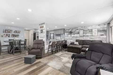 747 E Germann Rd #18, San Tan Valley, AZ 85140