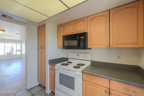 Kitchen - 1927 E Hampton Ave #258, Mesa, AZ 85204 photo 2 of 3