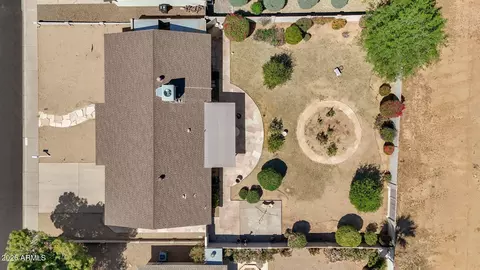 View/Area - 3916 E Bloomfield Rd, Phoenix, AZ 85032 photo 1 of 15