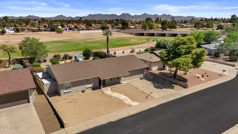 View/Area - 3916 E Bloomfield Rd, Phoenix, AZ 85032 photo 3 of 15