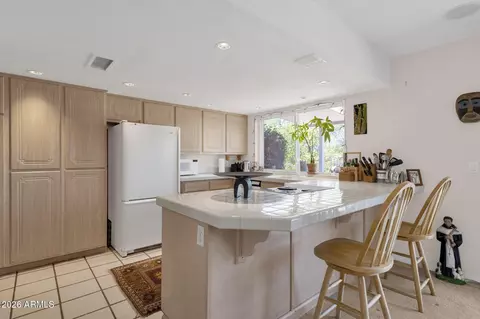 Kitchen - 3916 E Bloomfield Rd, Phoenix, AZ 85032 photo 2 of 6