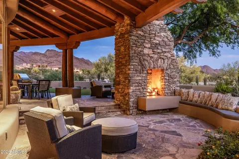 9290 E Thompson Peak Pkwy #463, Scottsdale, AZ 85255