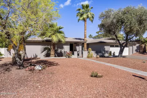 138 W Surrey Ave, Phoenix, AZ 85029