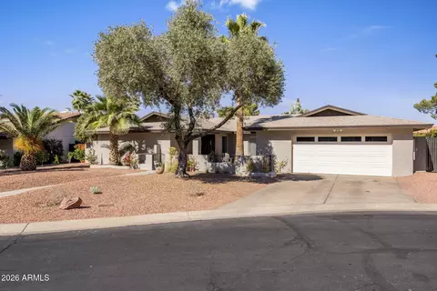 138 W Surrey Ave, Phoenix, AZ 85029
