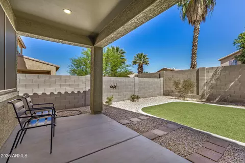 Exterior - 7913 S 25th Pl, Phoenix, AZ 85042 photo 1 of 7