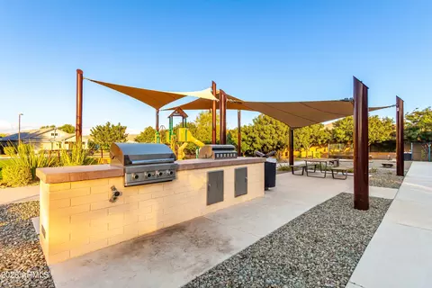 View/Area - 7913 S 25th Pl, Phoenix, AZ 85042 photo 1 of 1