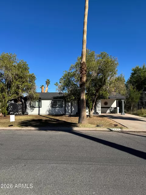2327 N 31st St, Phoenix, AZ 85008