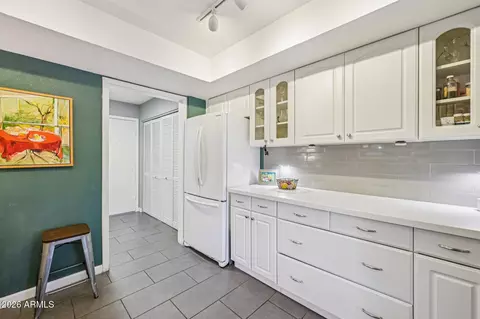 Kitchen - 5538 N 10th St, Phoenix, AZ 85014 photo 5 of 5