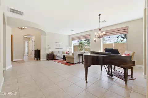 Entry Way - 4309 E Maplewood Ct, Gilbert, AZ 85297 photo 2 of 4