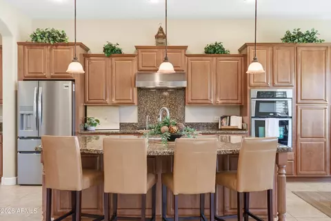 Kitchen - 4309 E Maplewood Ct, Gilbert, AZ 85297 photo 1 of 9