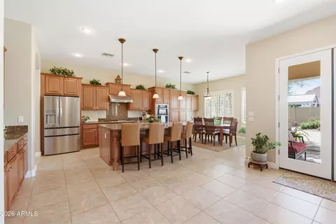 Kitchen - 4309 E Maplewood Ct, Gilbert, AZ 85297 photo 2 of 9