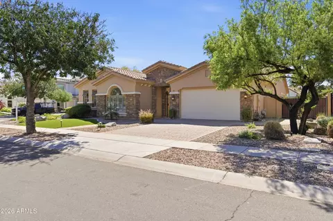 Exterior - 4309 E Maplewood Ct, Gilbert, AZ 85297 photo 5 of 18
