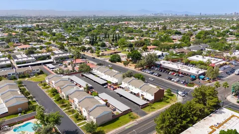 View/Area - 4099 E Campbell Ave, Phoenix, AZ 85018 photo 2 of 2