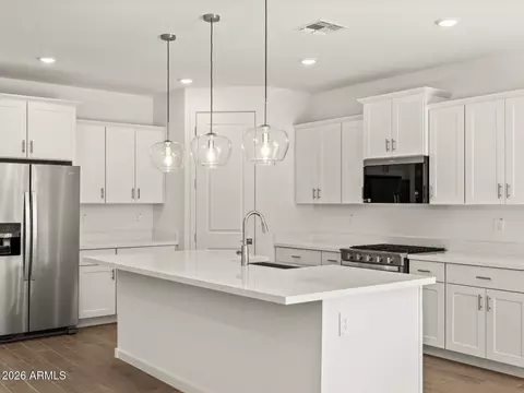 32924 N Claret Ct, San Tan Valley, AZ 85143