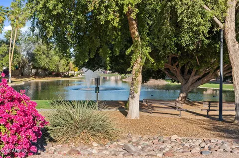 View/Area - 1960 E Dava Dr, Tempe, AZ 85283 photo 3 of 5