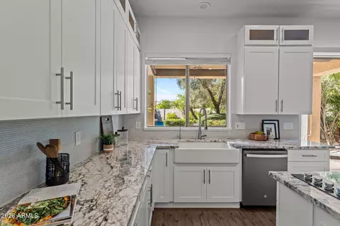 Kitchen - 1960 E Dava Dr, Tempe, AZ 85283 photo 1 of 6