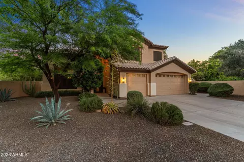 Exterior - 1960 E Dava Dr, Tempe, AZ 85283 photo 10 of 11