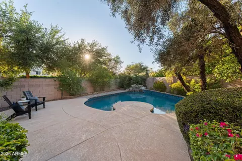 Exterior - 1960 E Dava Dr, Tempe, AZ 85283 photo 8 of 11
