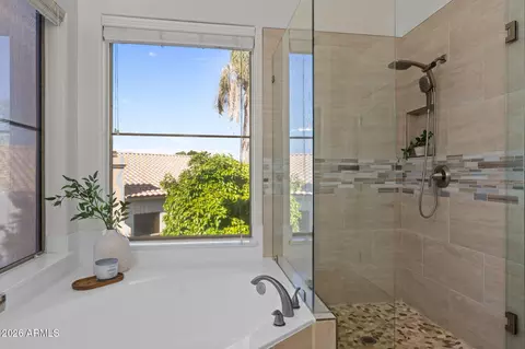 Bath - 1960 E Dava Dr, Tempe, AZ 85283 photo 3 of 5