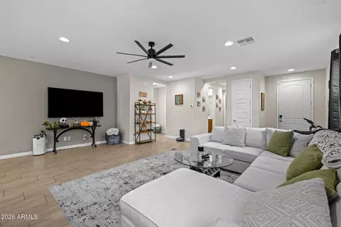 Living - 4143 E Appaloosa Rd, Gilbert, AZ 85296 photo 1 of 1