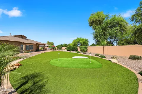 4607 S Hassett Cir, Mesa, AZ 85212