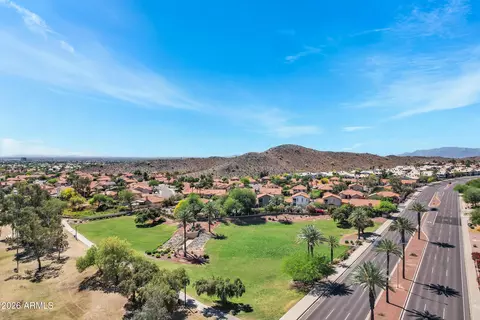 View/Area - 14427 S 43rd Pl, Phoenix, AZ 85044 photo 8 of 12