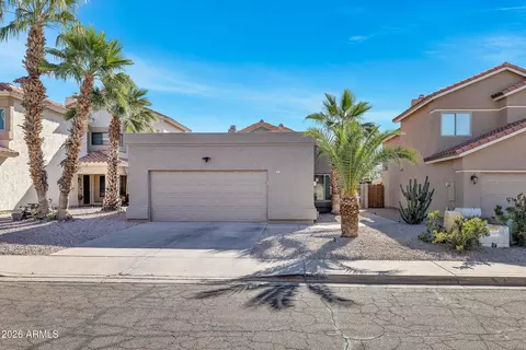 Exterior - 14427 S 43rd Pl, Phoenix, AZ 85044 photo 3 of 8