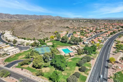 View/Area - 14427 S 43rd Pl, Phoenix, AZ 85044 photo 12 of 12