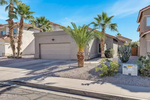 Exterior - 14427 S 43rd Pl, Phoenix, AZ 85044 photo 4 of 8