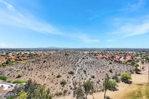 View/Area - 14427 S 43rd Pl, Phoenix, AZ 85044 photo 9 of 12