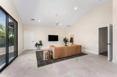 Living - 3904 E Ahwatukee Dr, Phoenix, AZ 85044 photo 5 of 5