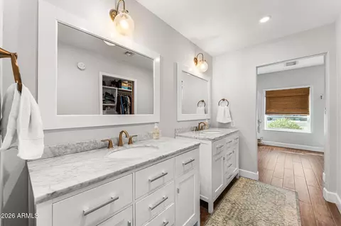 Bath - 3904 E Ahwatukee Dr, Phoenix, AZ 85044 photo 1 of 9